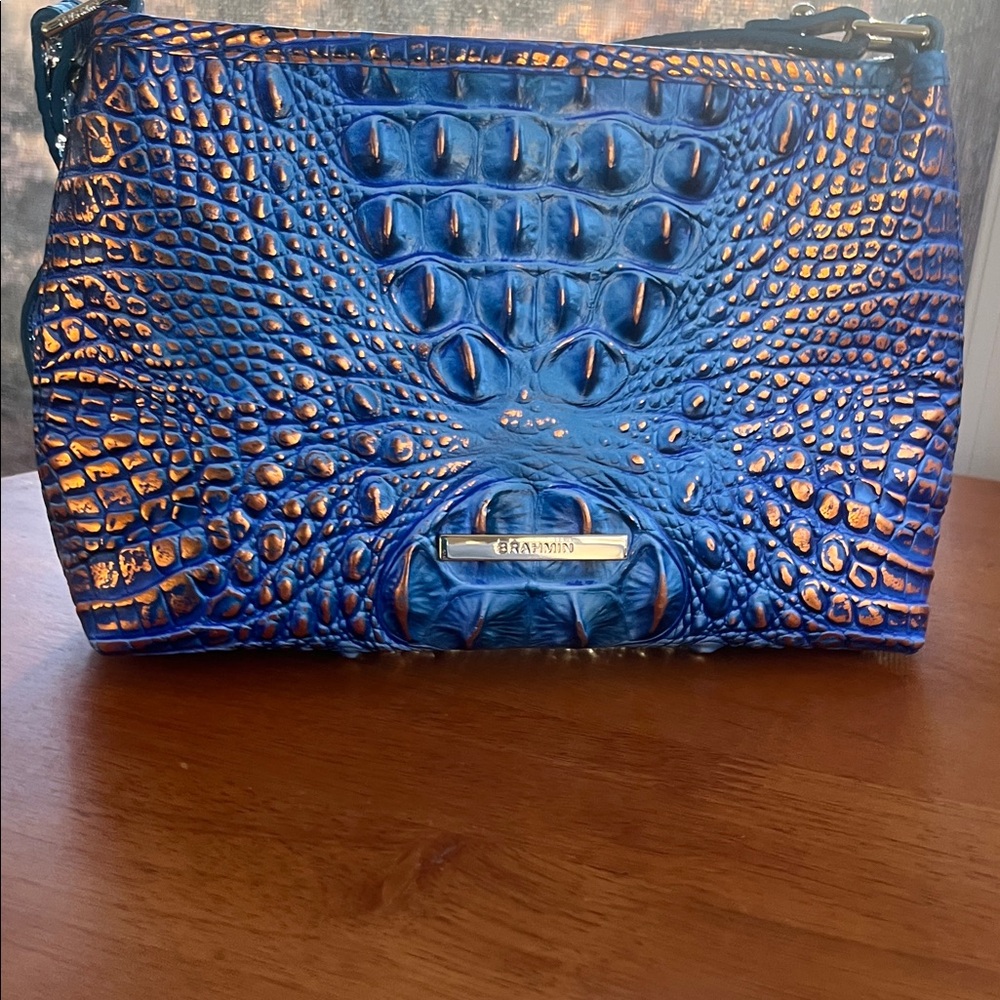 Brahmin; lightweight shoulder bag